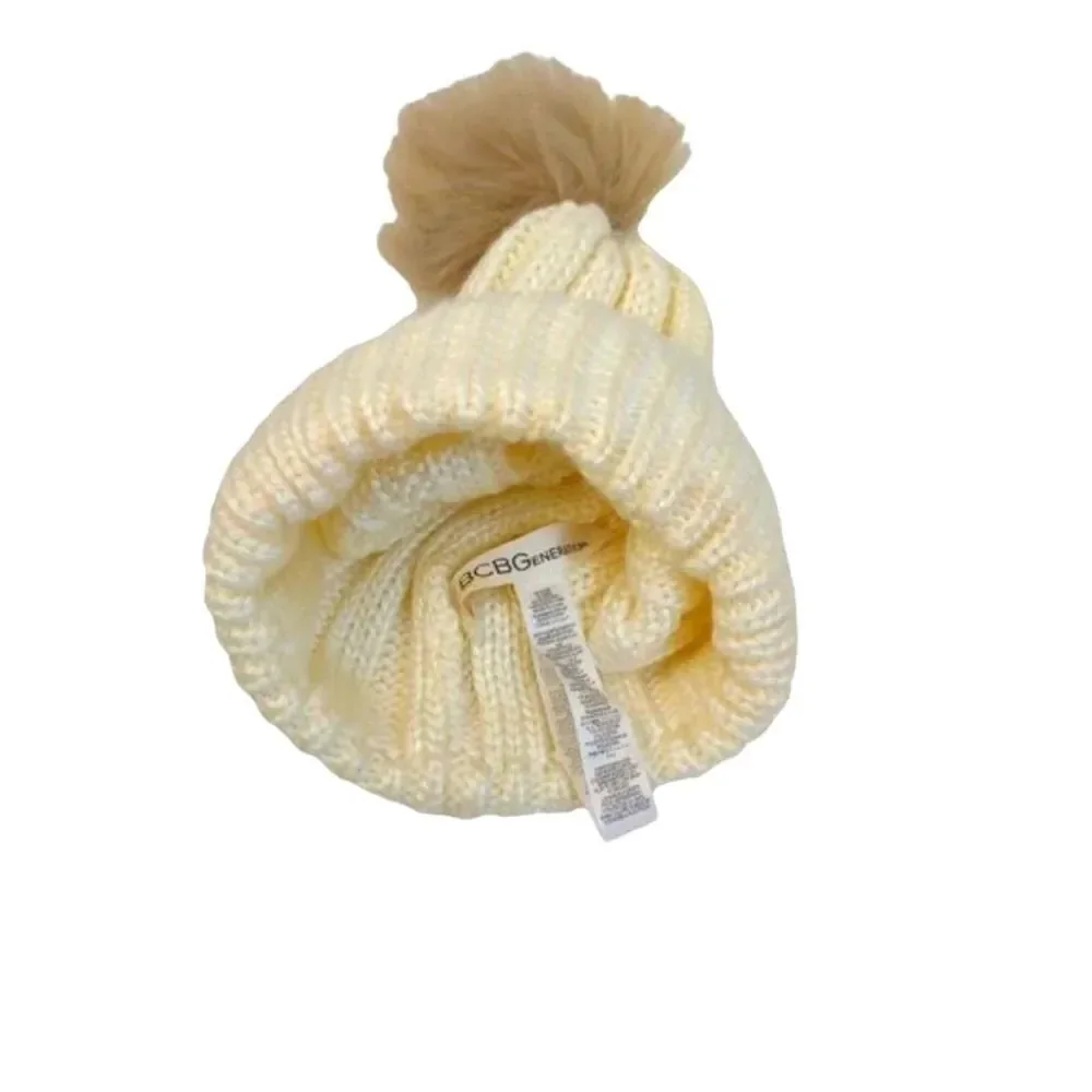 Stocking hat Pom Pom Beanie cream and tan BCBGeneration